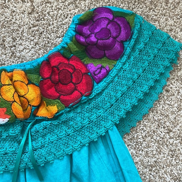 Authentic Mexican Blouse - Picture 3 of 3